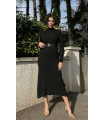 Col roulé jupe hirondelle plissée robe en tricot noir